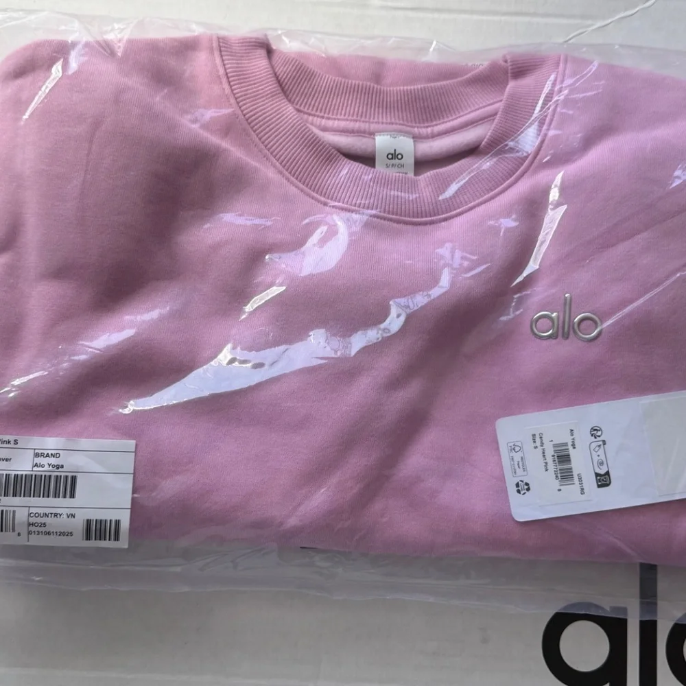 NWT ALO Accolade Crew Neck Pullover Candy Pink - Picture 5 of 9